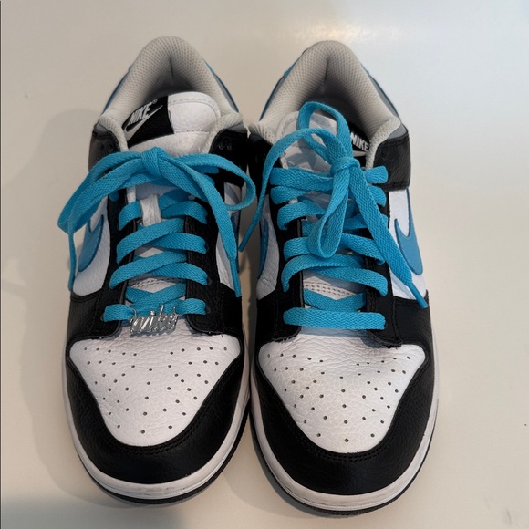 Like NEW | Nike | Custom Dunk Low By You | Black/White/Blue/Gray | Size 8 - Picture 3 of 7